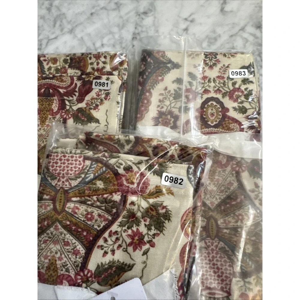 Pottery Barn Lila Floral Cotton Napkins - Set of 4 NWT 20
